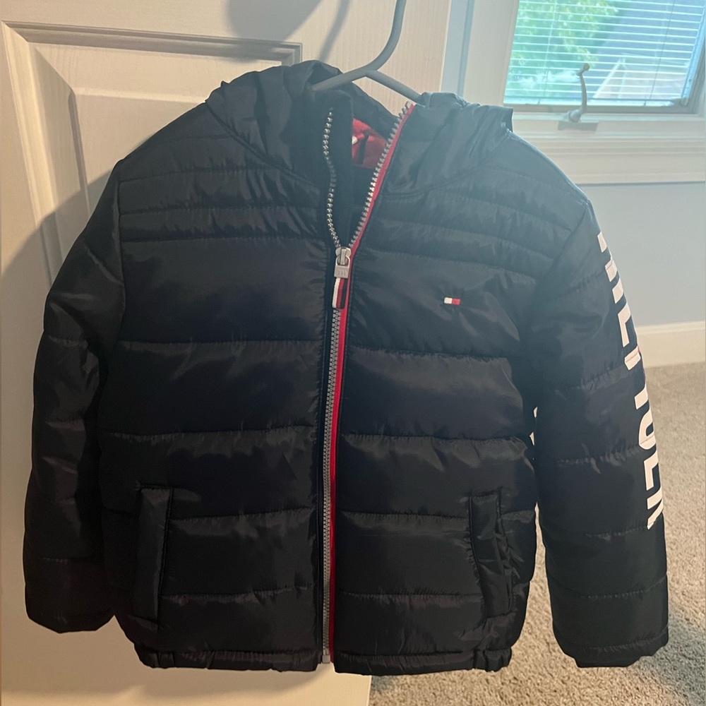 Boys size 6 Tommy Hilfiger winter coat